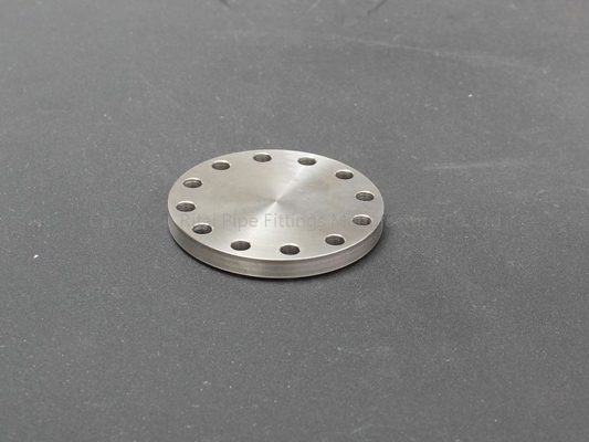 # 150 Kute kołnierze ze stali nierdzewnej Pn16 RTJ Blind Metal Clear Lacquer