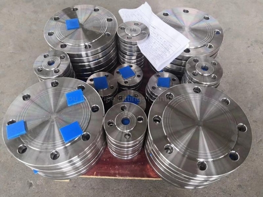# 150 Kute kołnierze ze stali nierdzewnej Pn16 RTJ Blind Metal Clear Lacquer